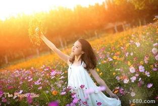 女子爆料破坏草地视频播放,女子爆料破坏草地视频引发热议  第1张