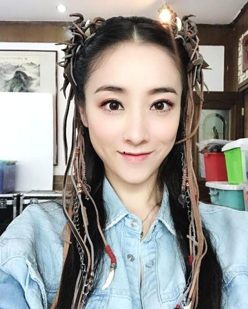 张艺谋超生爆料视频播放,揭秘娱乐圈隐秘一角  第2张